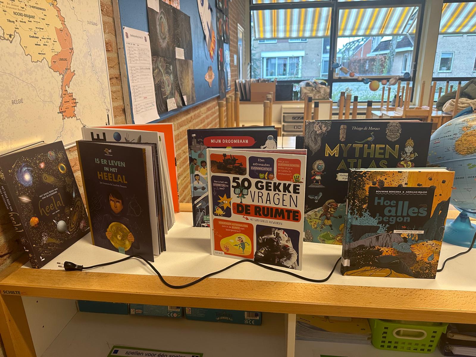 heelal boeken St.Josef